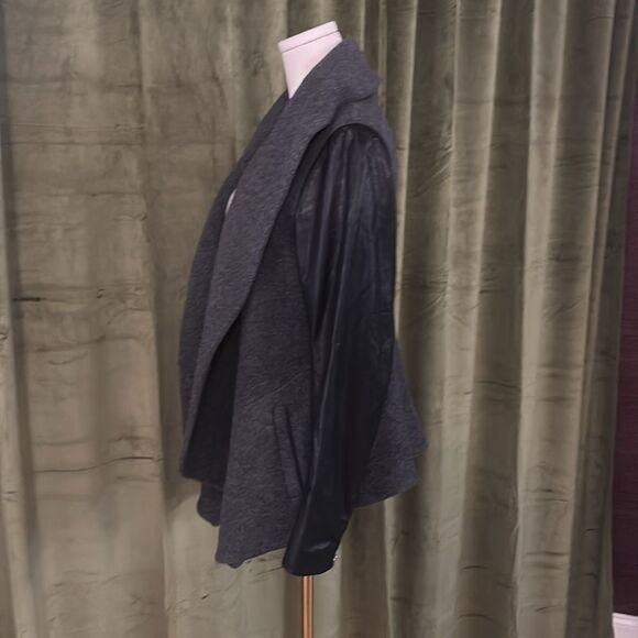 Theory gray/black wool/cashmere/ lamb leather open front jacket, M - Picture 8 of 11